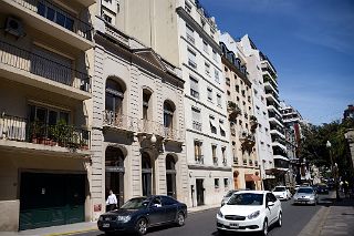 06 High End Shops On Av Alvear In Recoleta Buenos Aires